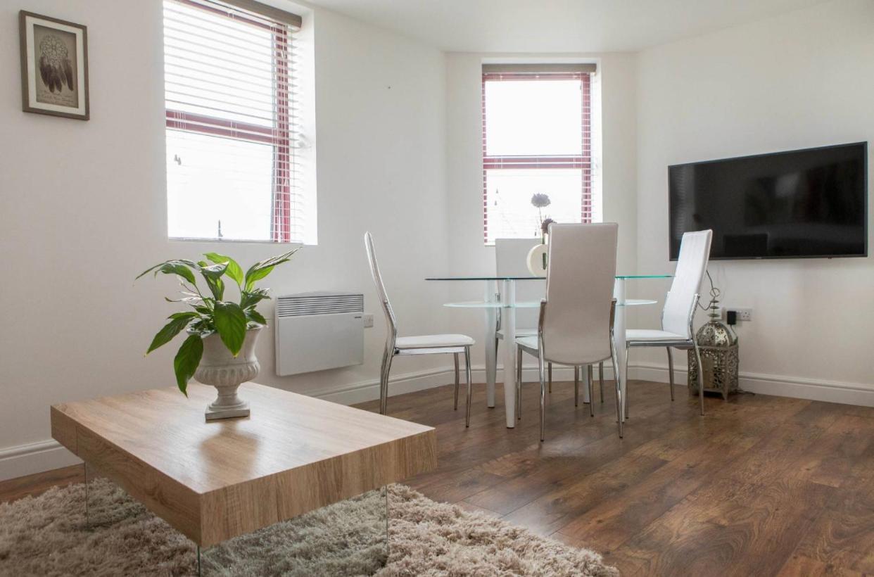 City Apartments By Elegance Living Peterborough Ngoại thất bức ảnh
