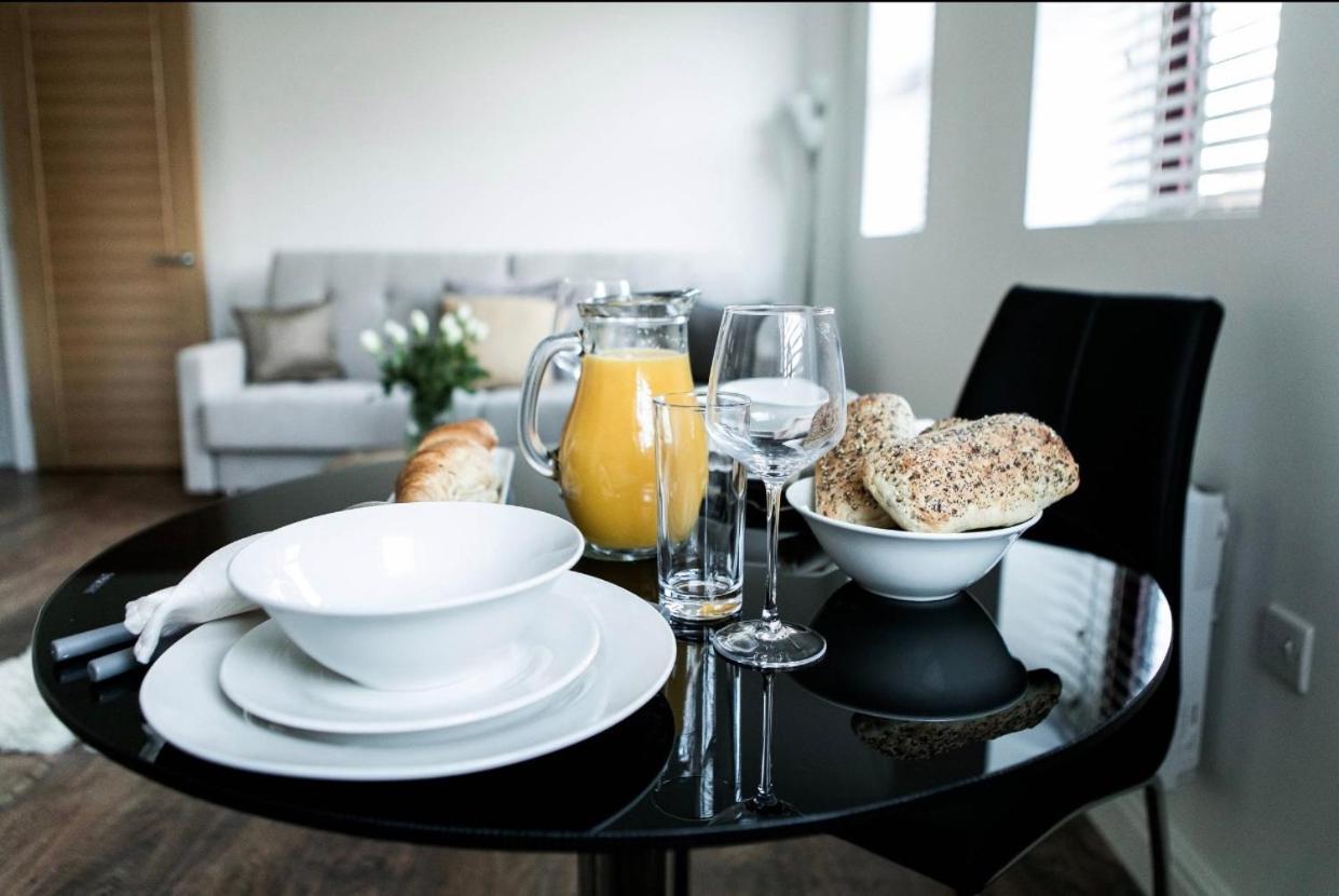 City Apartments By Elegance Living Peterborough Ngoại thất bức ảnh