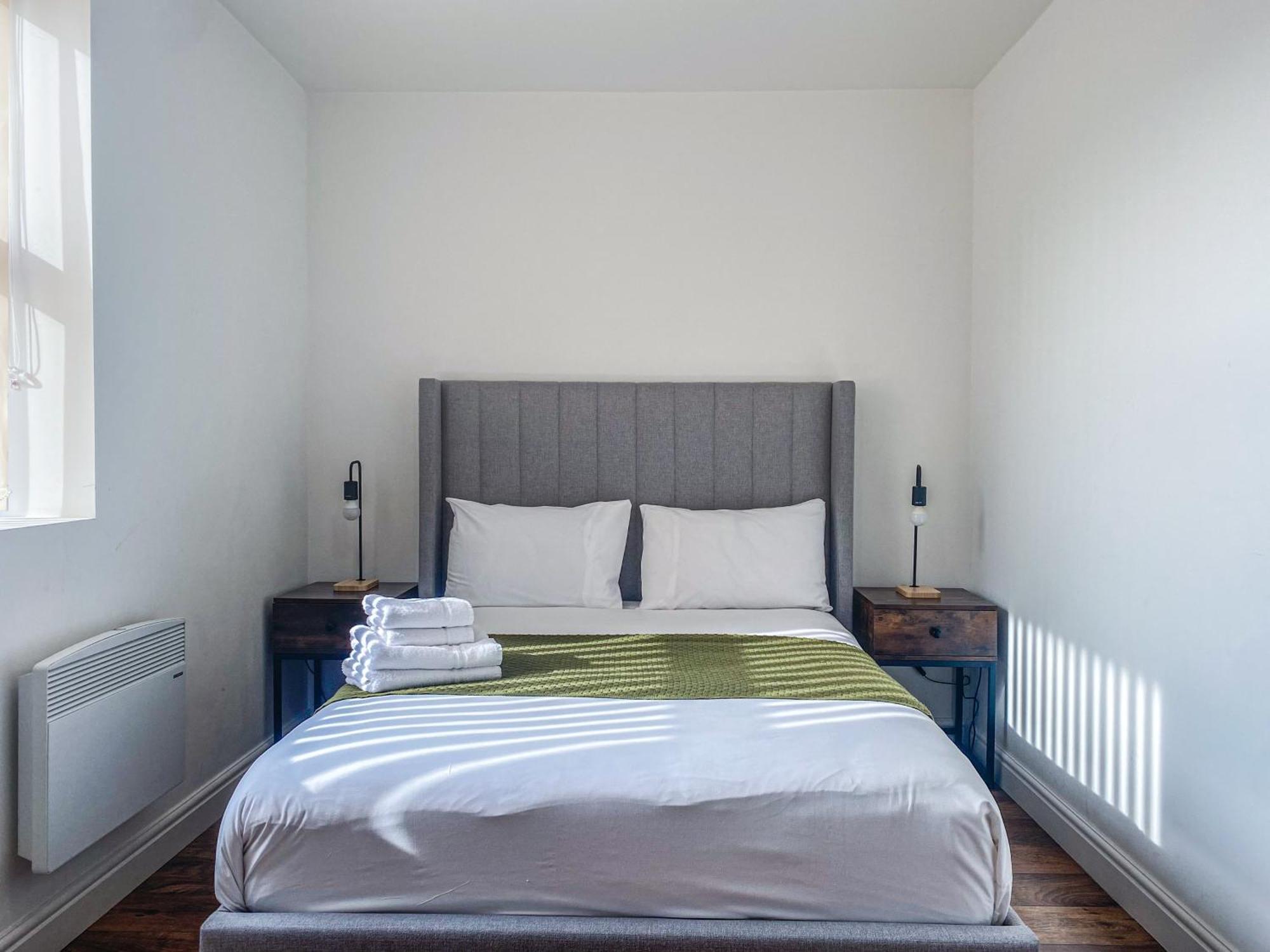 City Apartments By Elegance Living Peterborough Ngoại thất bức ảnh