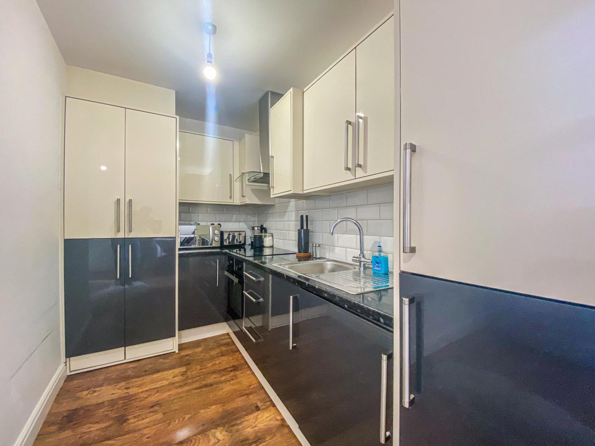 City Apartments By Elegance Living Peterborough Ngoại thất bức ảnh